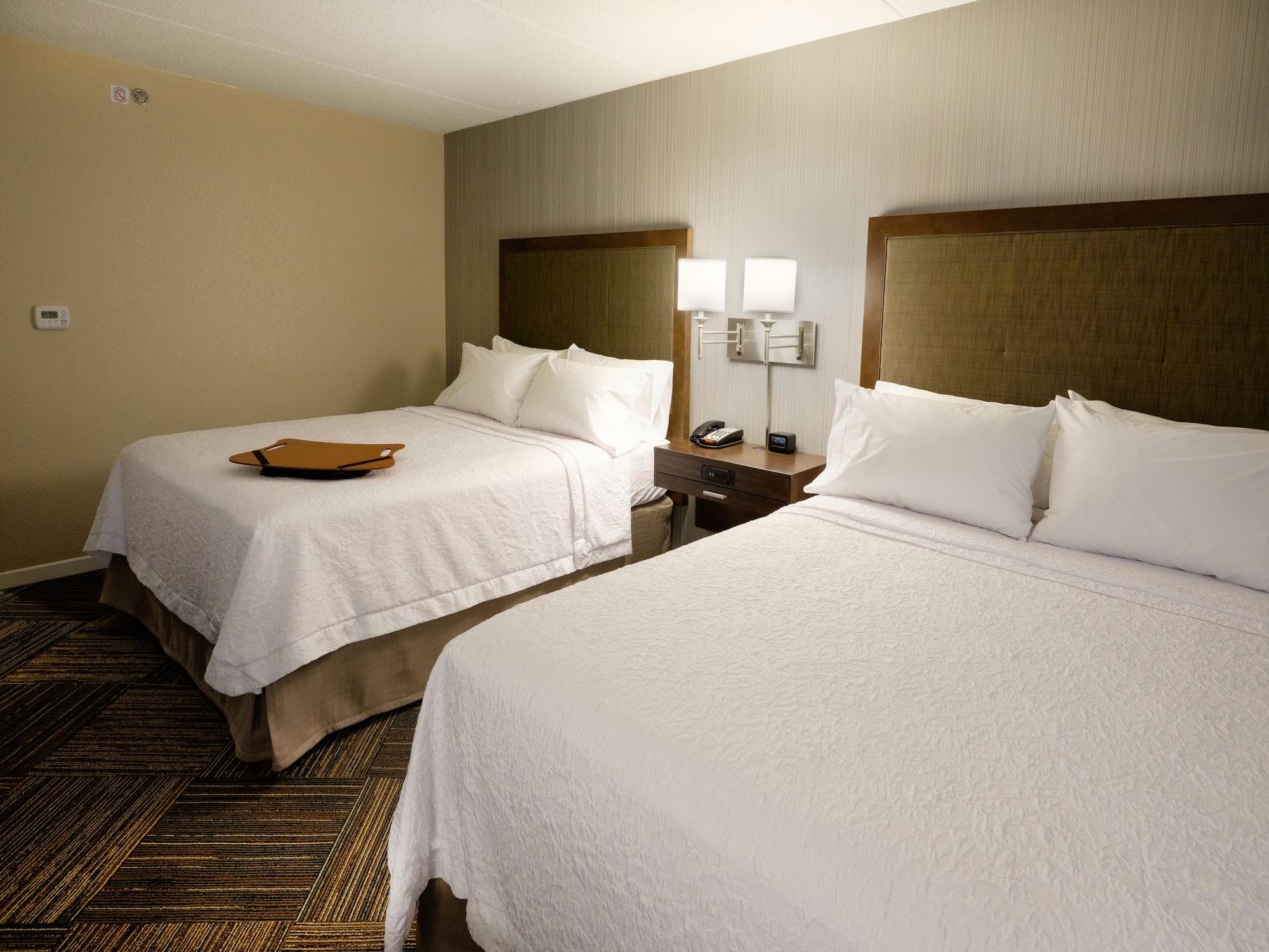 Hampton Inn Green Bay Downtown Bagian luar foto
