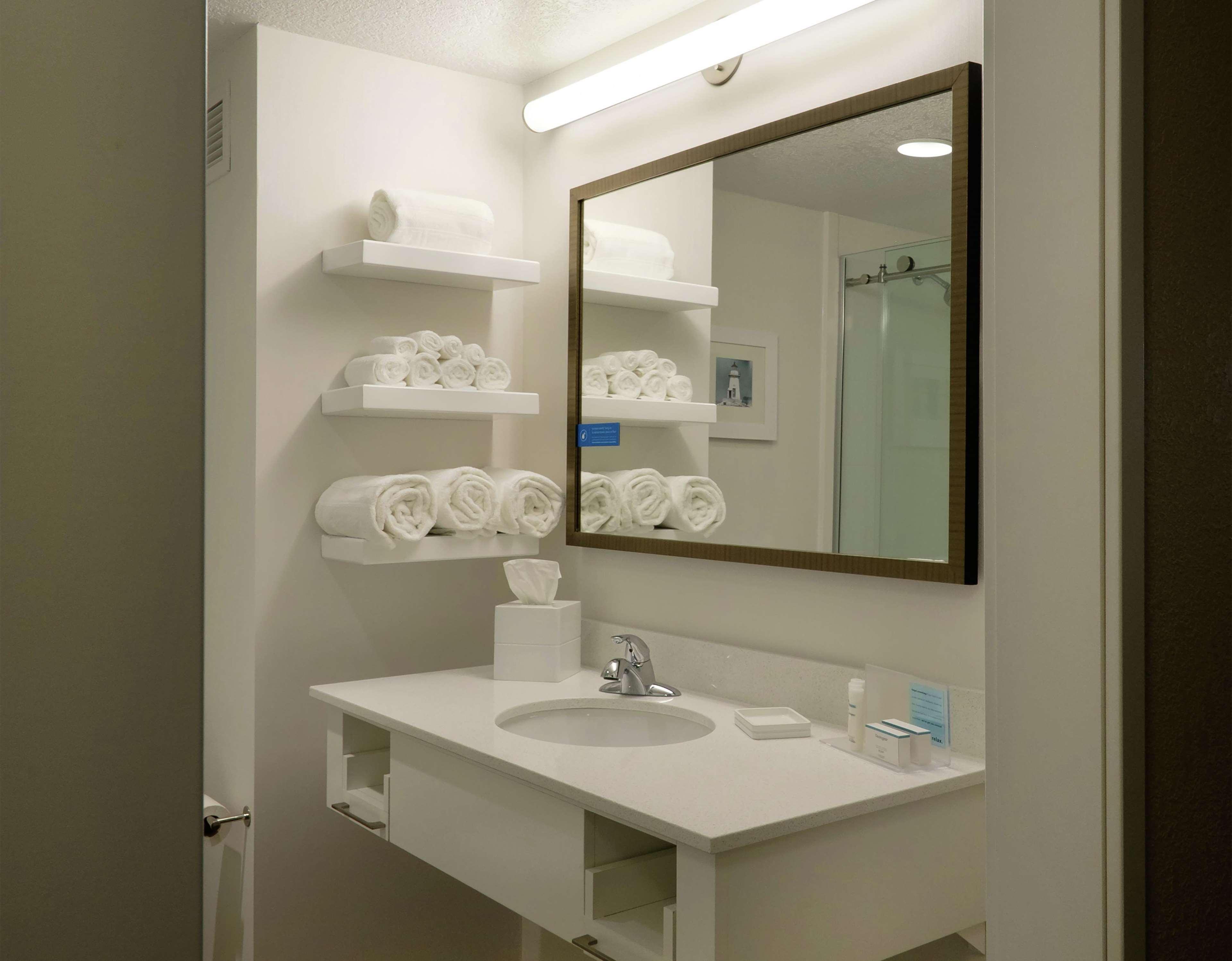 Hampton Inn Green Bay Downtown Bagian luar foto