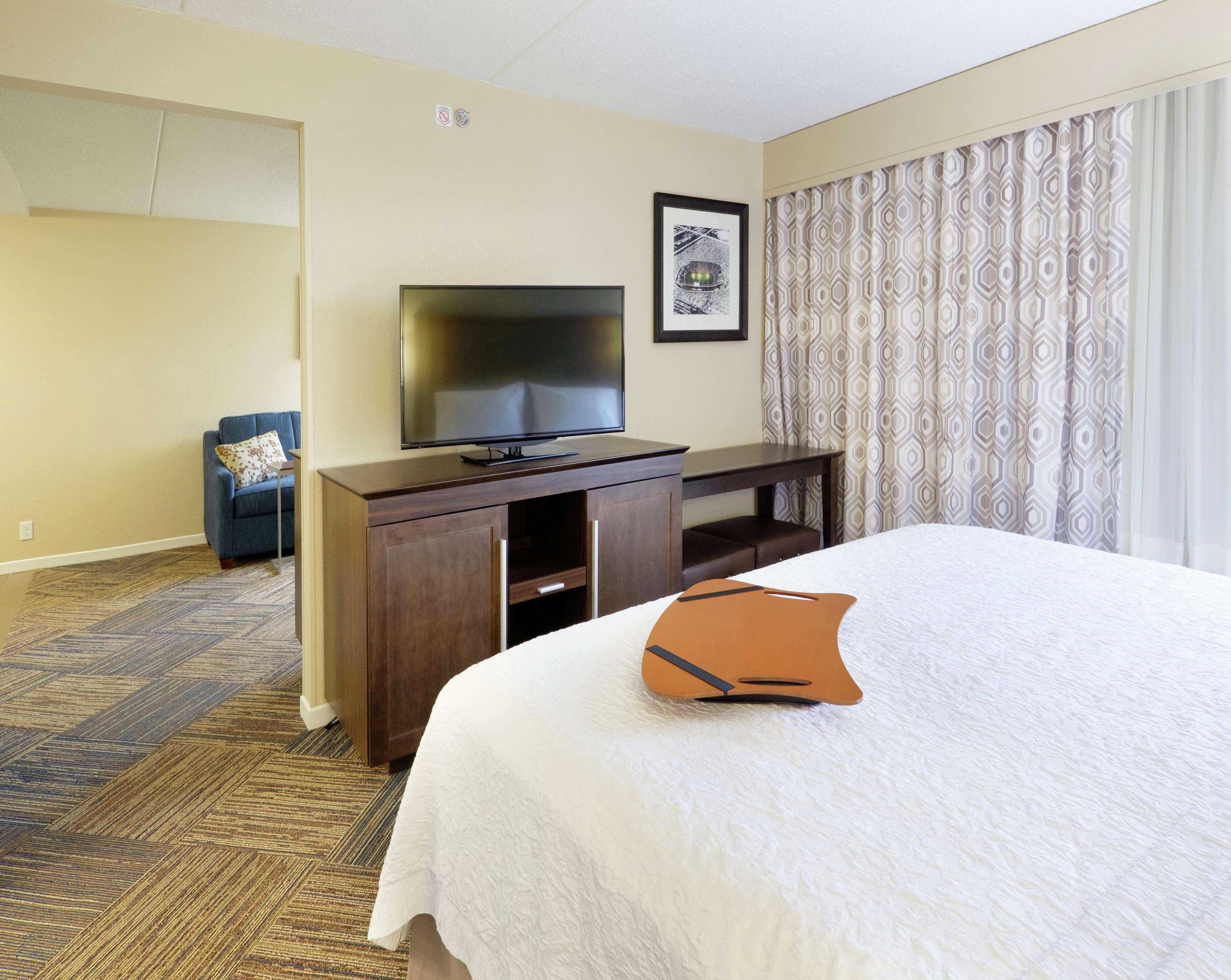 Hampton Inn Green Bay Downtown Bagian luar foto