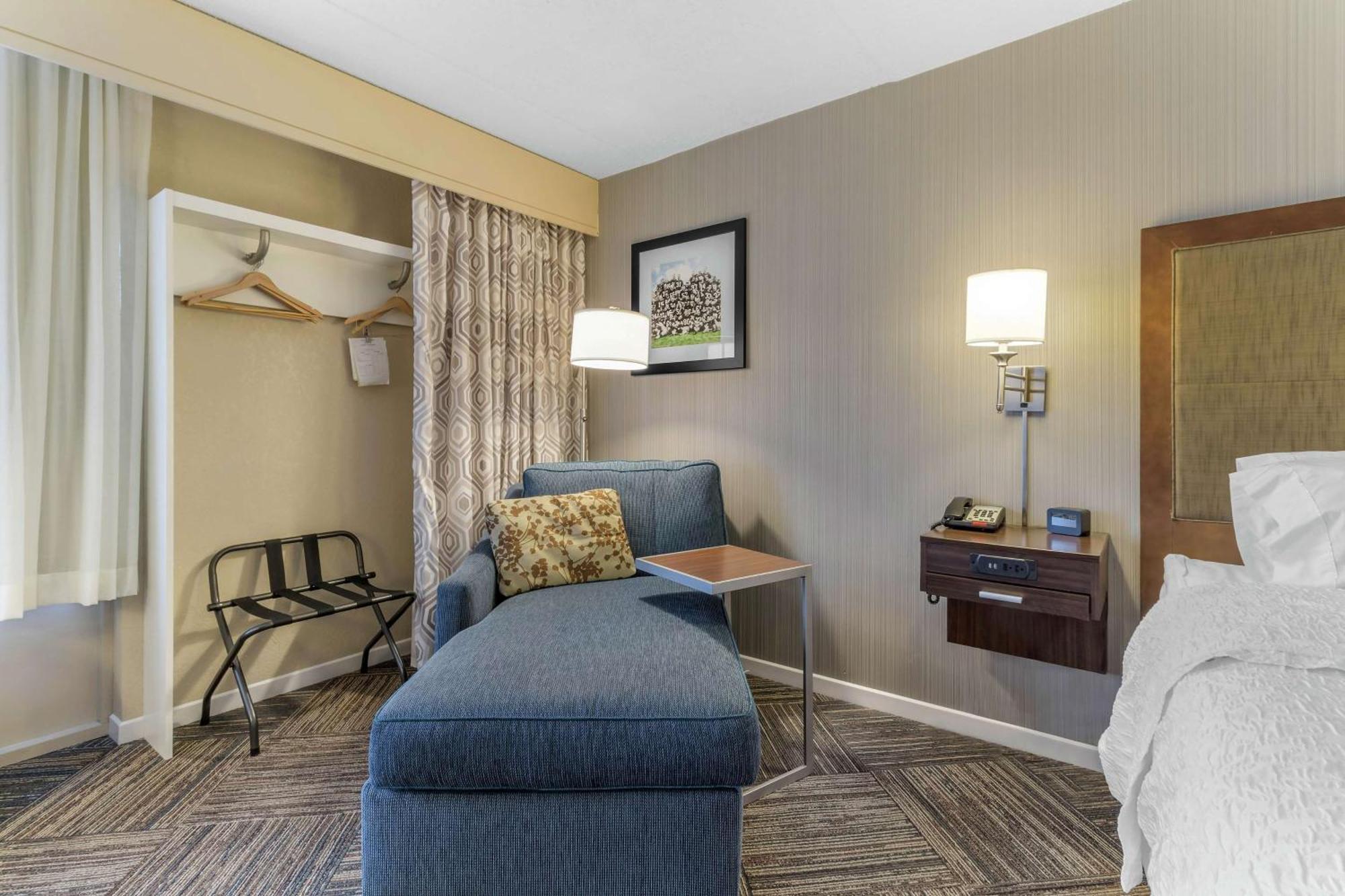 Hampton Inn Green Bay Downtown Bagian luar foto