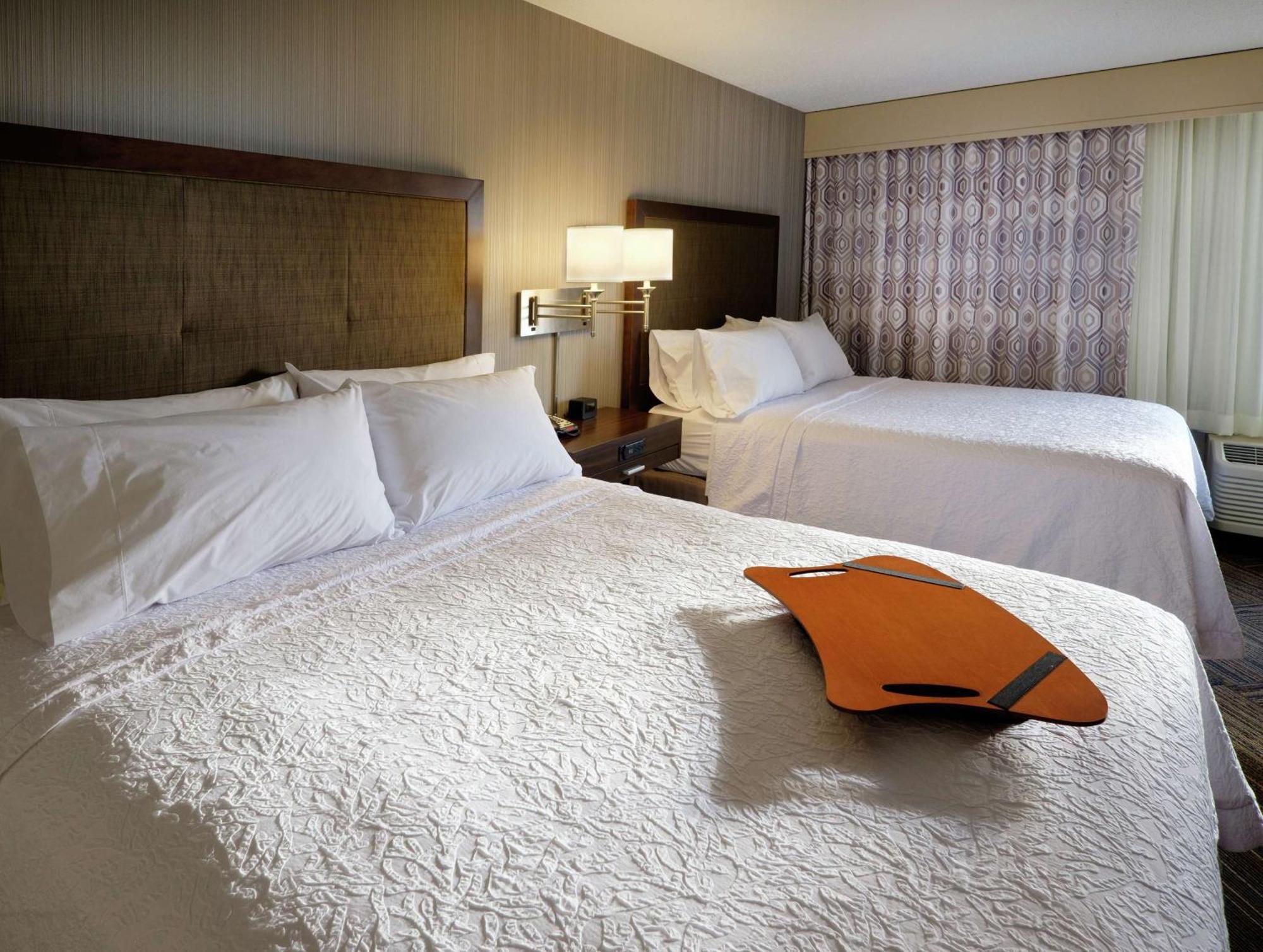 Hampton Inn Green Bay Downtown Bagian luar foto
