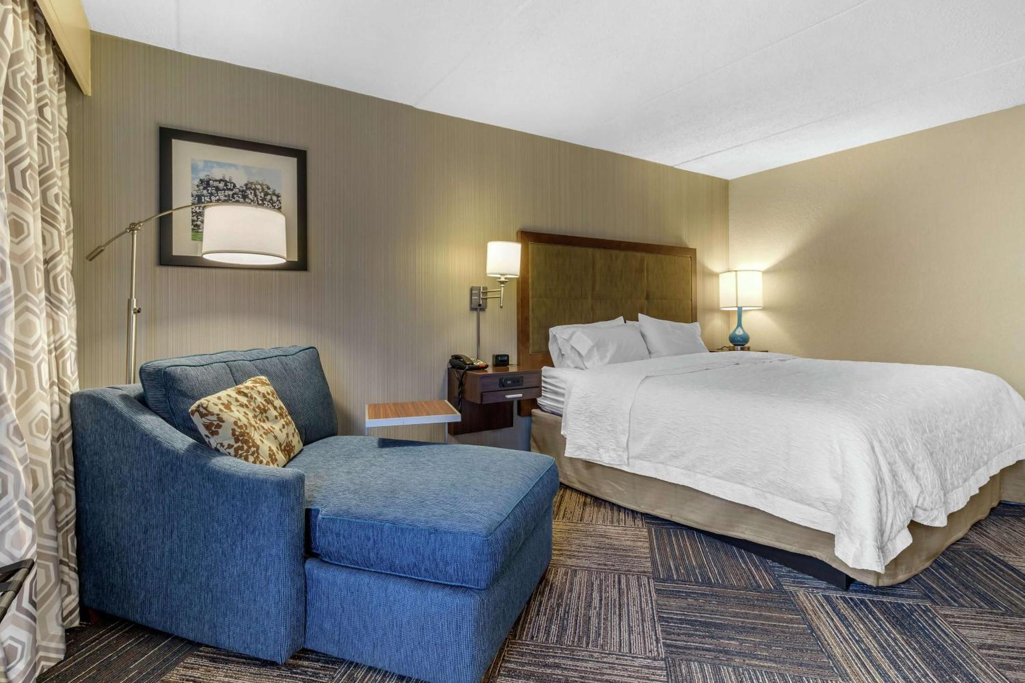 Hampton Inn Green Bay Downtown Bagian luar foto